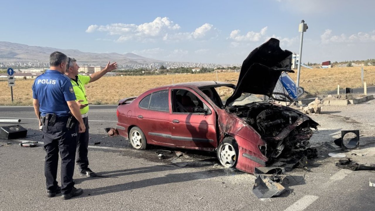 Niğde'de refüje çarpan otomobilin sürücüsü yaralandı