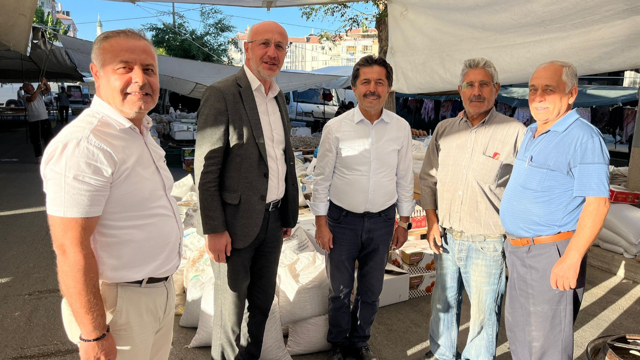 AK Parti&#039;den esnaf ziyareti