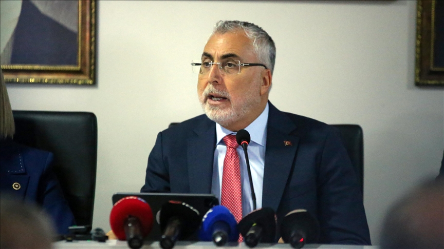 Tam 20 çeyrektir büyüyoruz