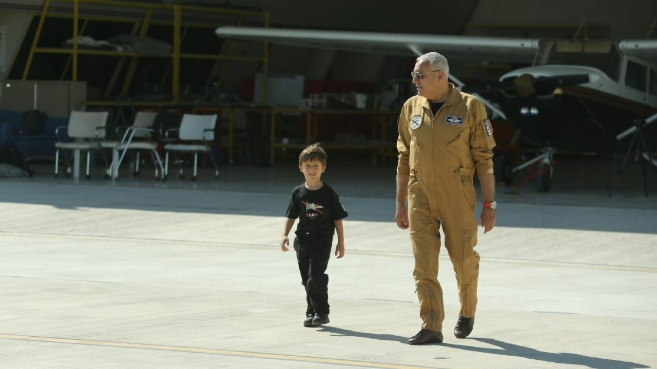 Dede ile torunu Sivrihisar'da gösteri uçuşu yapacak