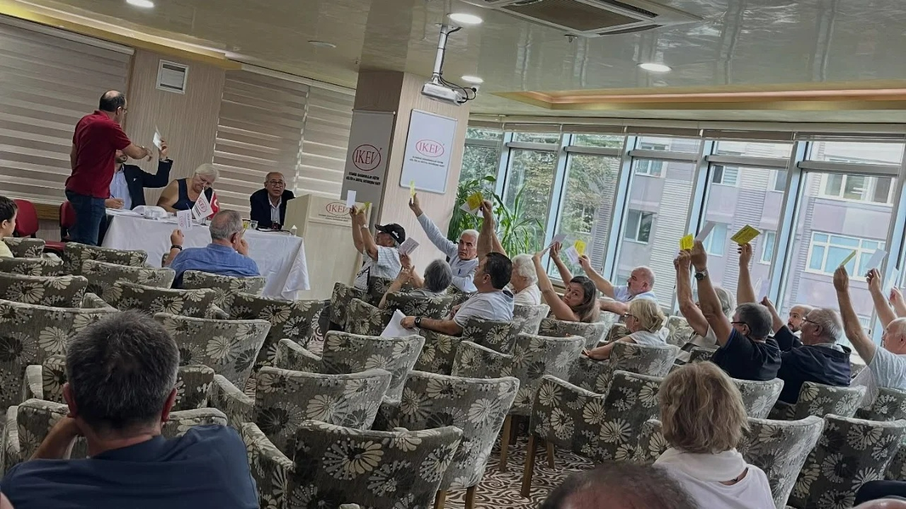 İKEV’de tarihi seçim