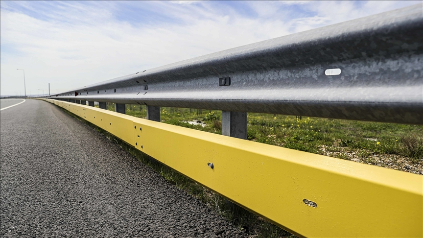 Bariyerler hayata kalkan oluyor