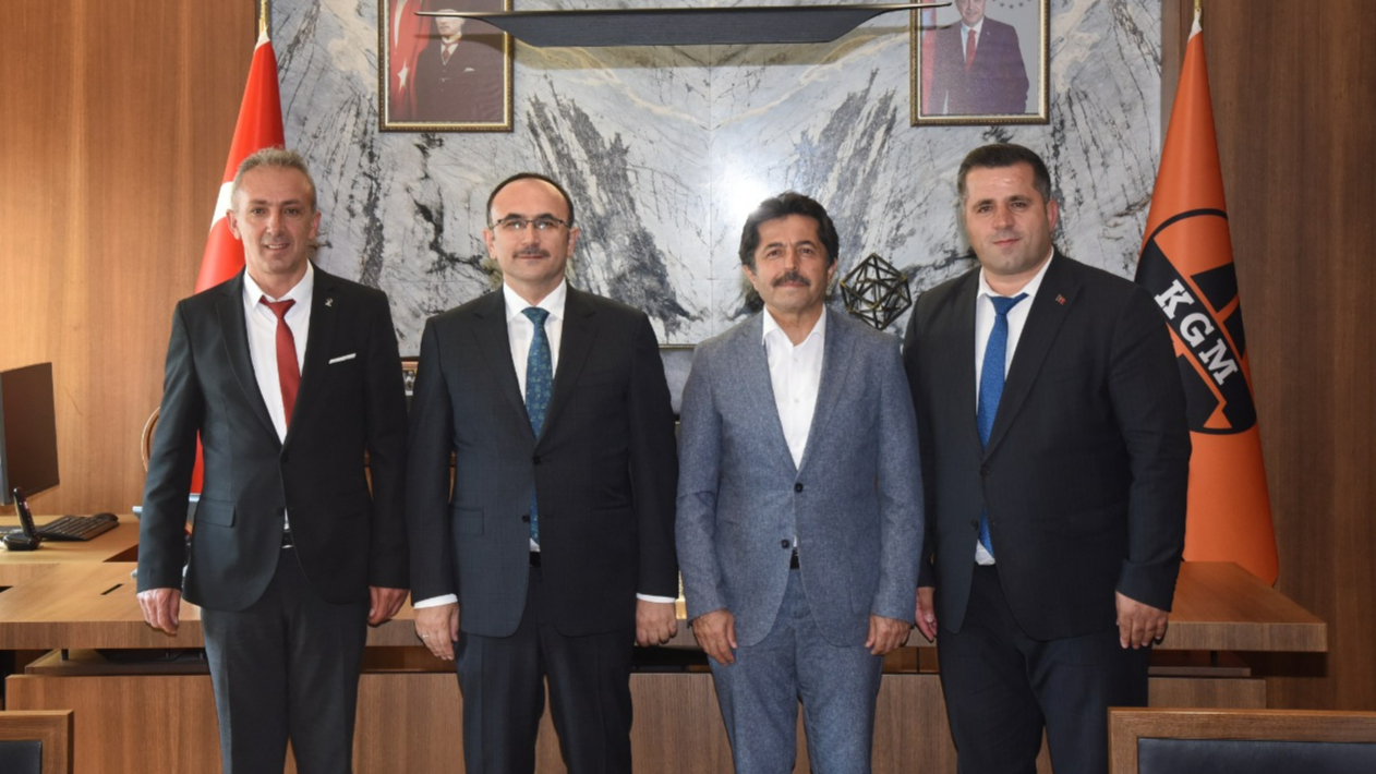 Sarıveliler’e sıcak asfalt müjde