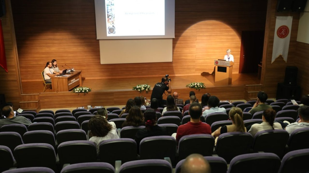 Kapadokya'daki tarihi duvar resimlerinin korunması ve araştırılmasına yönelik konferans düzenlendi