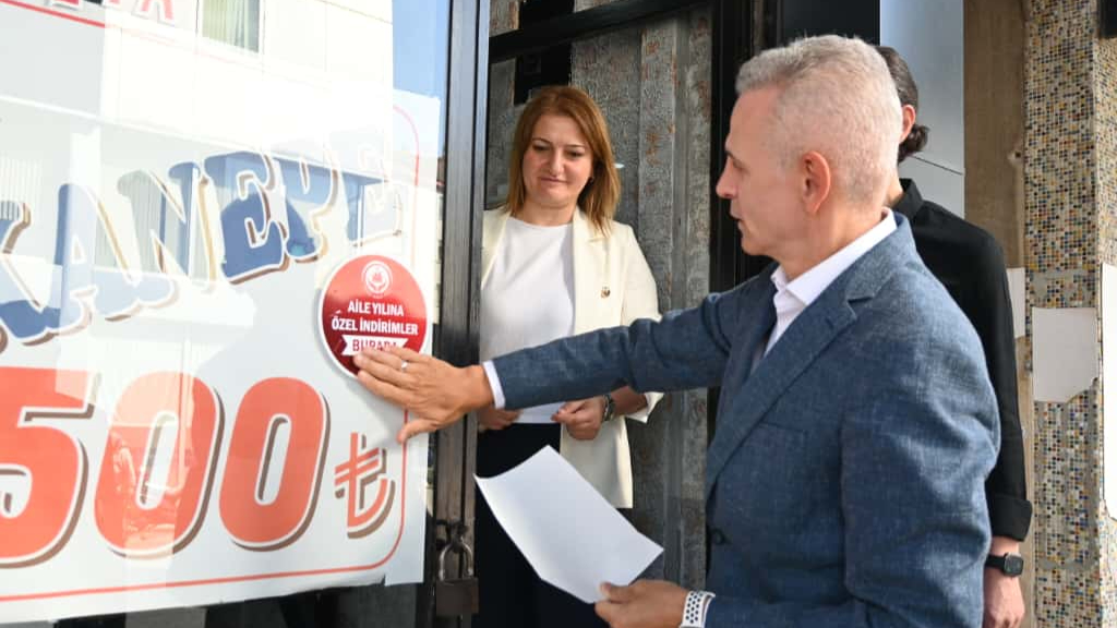 Karaman&#039;da yılın esnafı