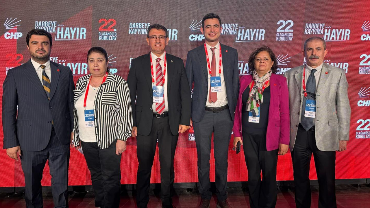 Evcen: &quot;Dimdik ayaktayız&quot;