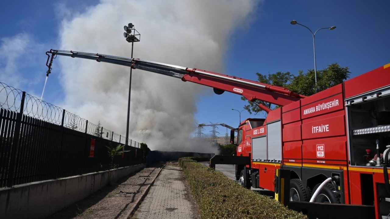 Ankara'da depolama tesisinin çöplüğünde yangın
