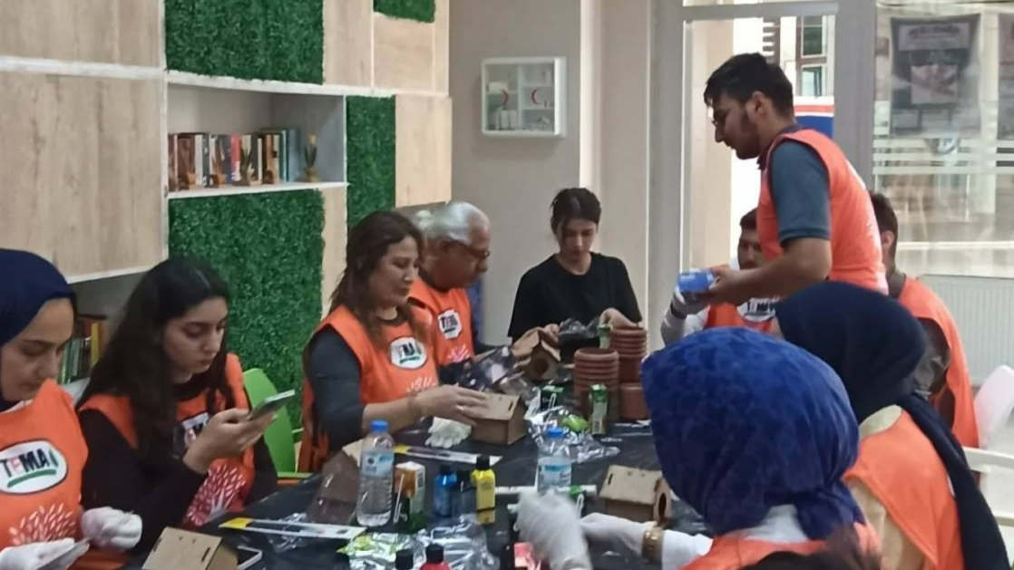 Gençler doğa için üretti