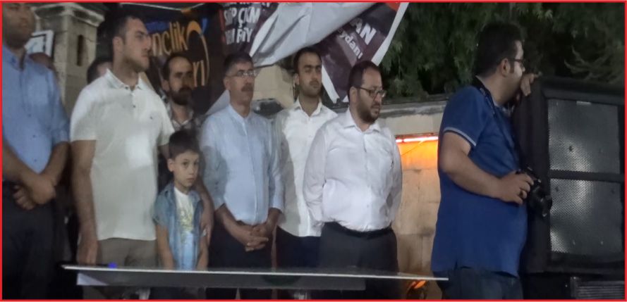 FETO’CULARI KİM ALKIŞLATTIRDI ?