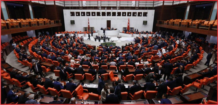 TBMM’DE GÜVEN OYLAMASI