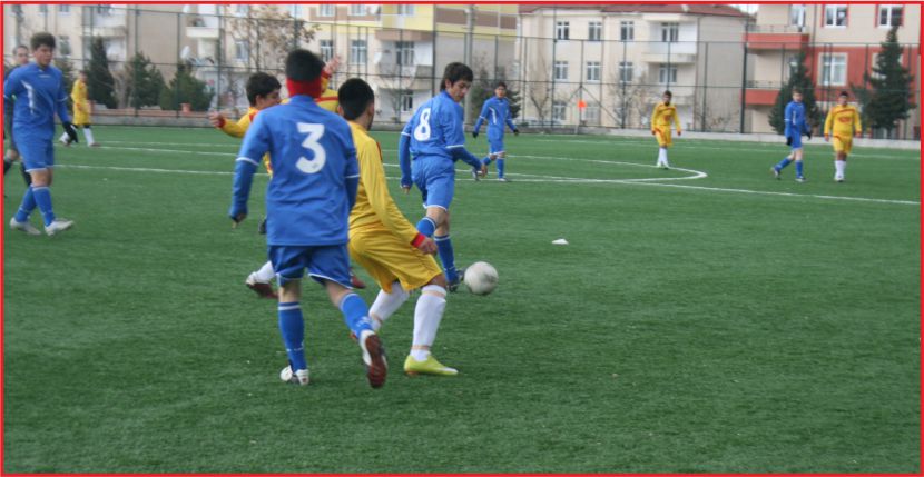 AMATÖR KÜMEDE FAVORİLER KAZANDI