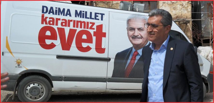 “TÜRKİYE BU ELBİSE İLE NEFES ALMIYOR”