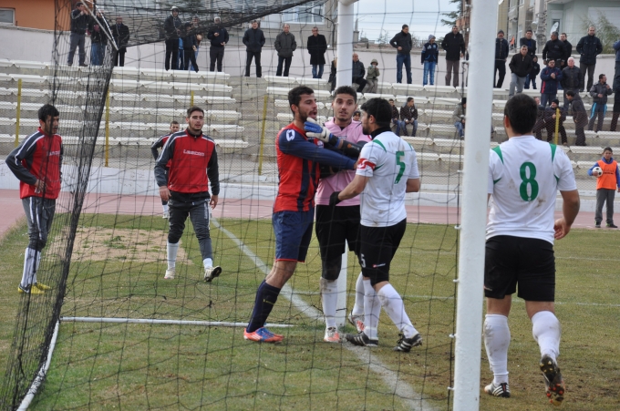 BAL LİGİ NEFES KESİYOR