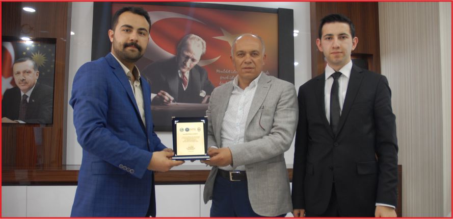 KMÜ'LÜ ÖĞRENCİLERDEN BAŞKAN ÇALIŞKAN'A TEŞEKKÜR