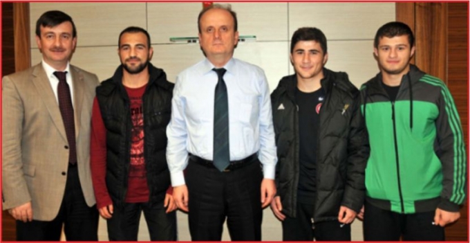 BAYKAN, GENÇ GÜREŞÇİLERDEN SÖZ ALDI