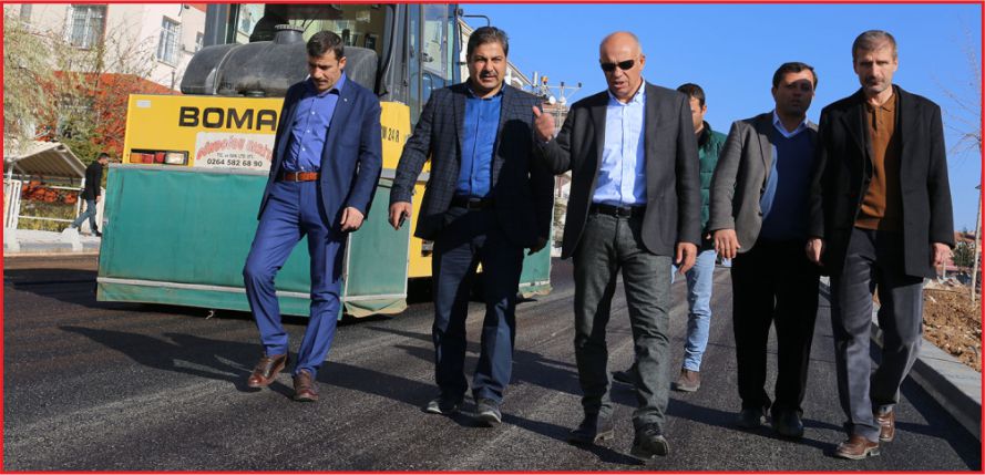 ALPARSLAN TÜRKEŞ BULVARI’NDA ASFALTLAMA ÇALIŞMALARI BAŞLADI