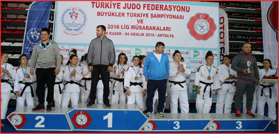 KARAMANLI JUDOCULAR BİR ÜST LİGE GÖZ KIRPTI