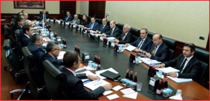 AK PARTİ 3.DÖNEMİ KALDIRIYOR MU ?