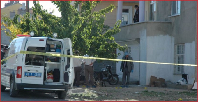 KARI KOCA EVDE ÖLÜ BULUNDU