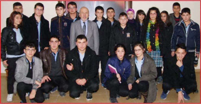 “DEMOKRASİ AZINLIKLARDA HAKLARIN KORUNMASIDIR”