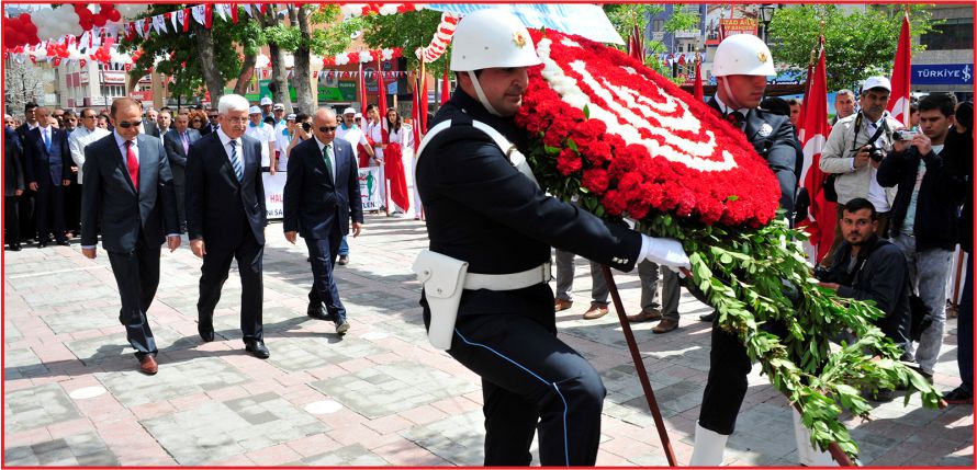 “DİL KİMLİĞİMİZ VE BİRLİĞİMİZDİR”