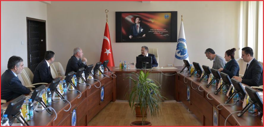 “İNSANLARIN EN HAYIRLISI FAYDALI OLANDIR”