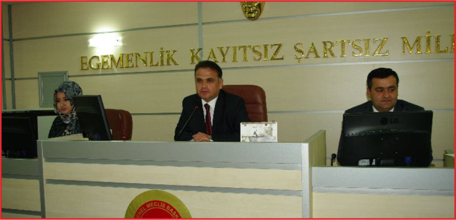 YENİ AK SAÇLI GÜNGÖRER !