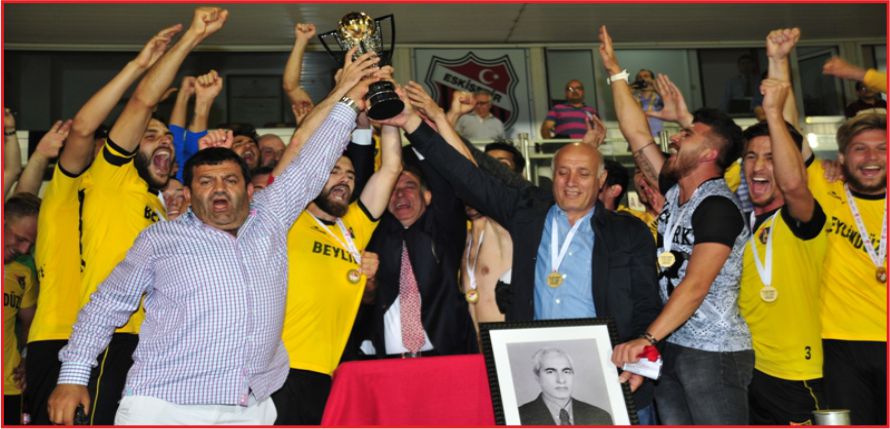 İSTANBULSPOR A.Ş.  2. LİG'E YÜKSELDİ