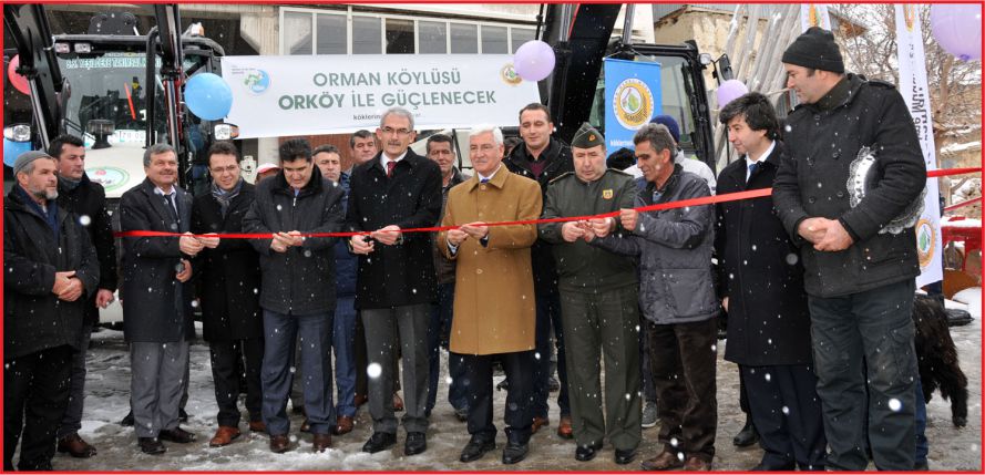 YEŞİLDERE’YE İŞ MAKİNESI