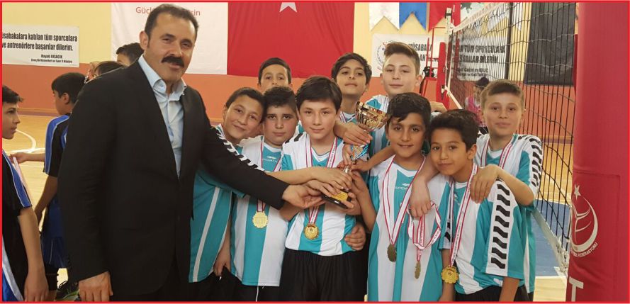 FİLEDE MİNİKLER RÜZGÂRI