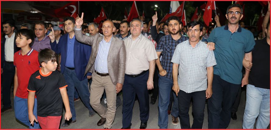 KARAMAN MİLLİ İRADEYE SAHİP ÇIKIYOR