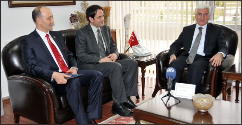 “KARAMAN DÜNYA’NIN BAKIŞ AÇISINI DEĞİŞTİRMİŞTİR”