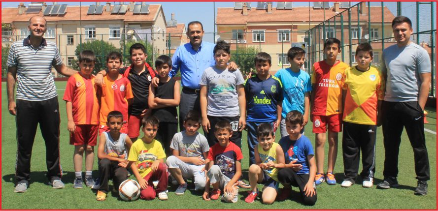 YAZ SPOR OKULLARI FUTBOL ÇALIŞMALARI DEVAM EDİYOR