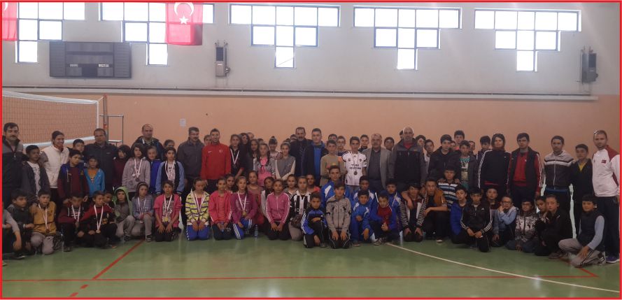 ATLETLER ATLETİZMİ GELİŞTİRME PROJESİ İÇİN KOŞTU