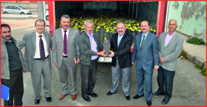 ANTEP FISTIĞI FİDANI DAĞITIMI YAPILDI