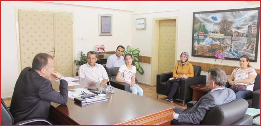 BAŞARILI ÖĞRENCİLERİNDEN SULTANOĞLU’NA ZİYARET