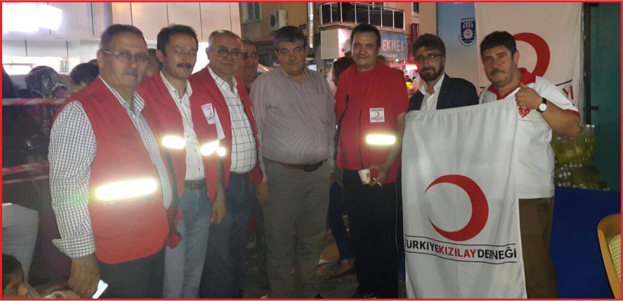 KIZILAY’DAN DEMOKRASİ NÖBETİ !