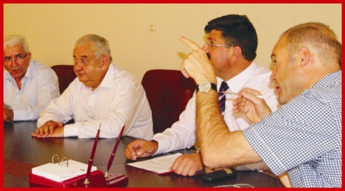 BİTMEYEN ELEKTİRİK SORUNU MASADA