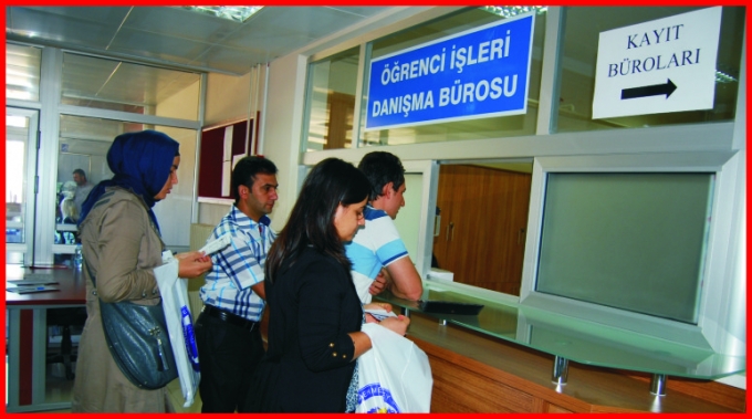 KARAMANOĞLU MEHMETBEY ÜNİVERSİTESİNDE KAYITLAR BAŞLADI