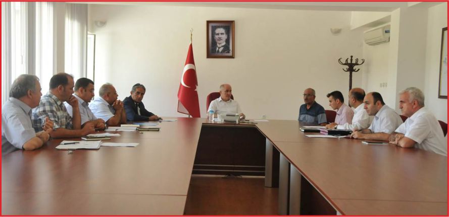 VALİ MERAL VATANDAŞLARIMIZI KONUK ETTİ