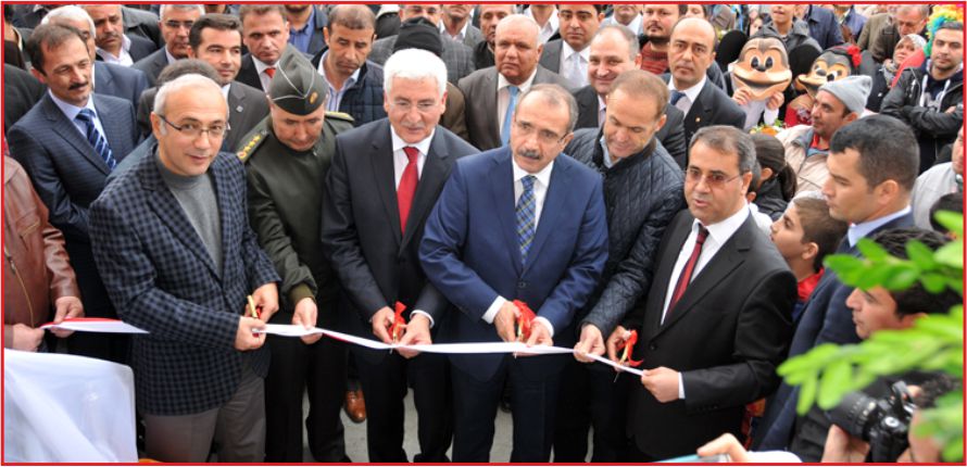 “BEYAZ SARAY” SİMİT SARAYI HİZMETE AÇILDI