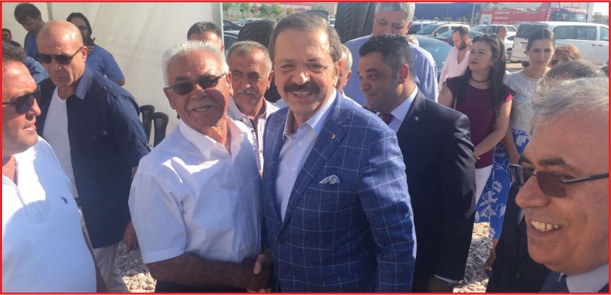 TİCARET BORSASI NİĞDE İLE AKSARAY’DA ÖDÜL AÇILIŞA KATILDI