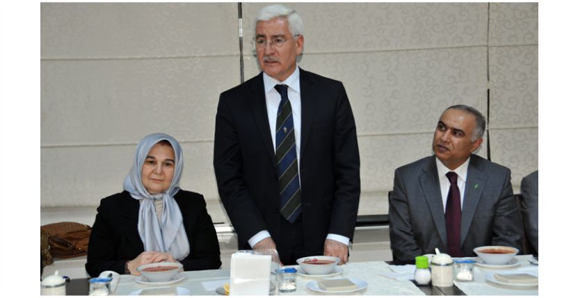 “YEŞİL BİR KARAMAN”