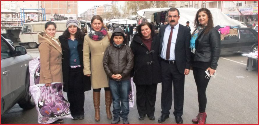 ALAGÖZ HALKLA KUCAKLAŞTI