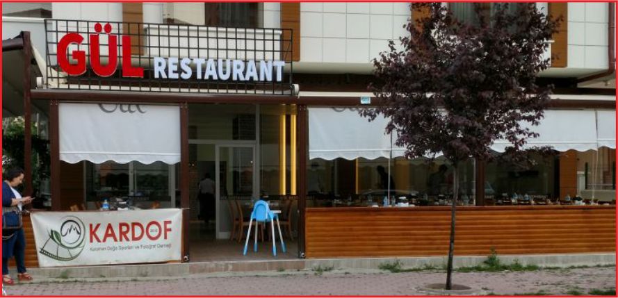 KARDOF AİLESİ İFTARDA BİR ARAYA GELDİ