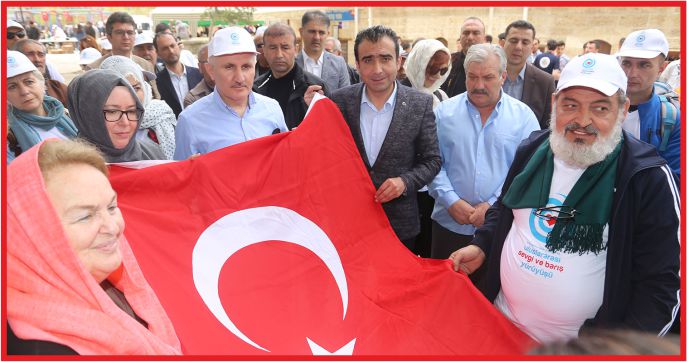 4. ULUSLARARASI SEVGİ VE BARIŞ YÜRÜYÜŞÜ YAPILDI