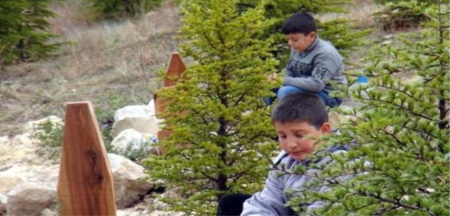 “BABAMI ÇOK ÖZLÜYORUM”