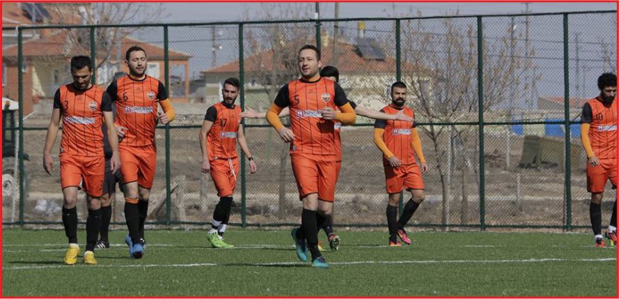 AMATÖRLERDE PUAN SAVAŞI