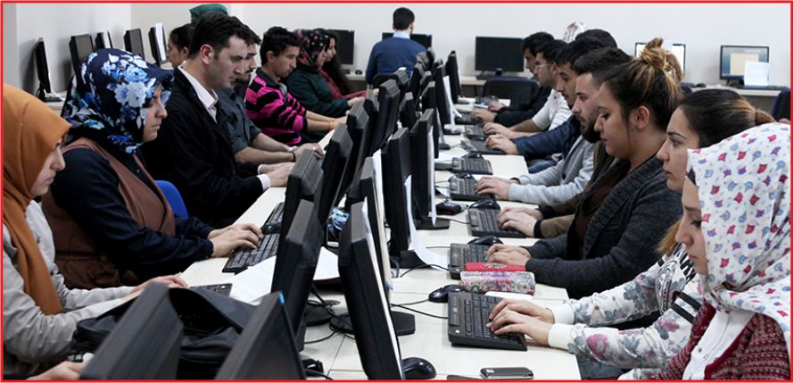 KMÜ’DE ON PARMAK F KLAVYE KURSU