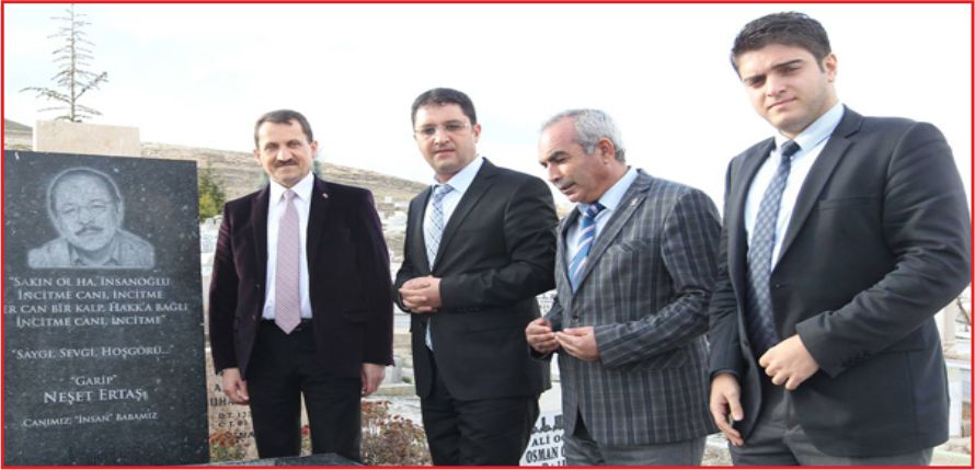 ATALAY, NEŞET ERTAŞ'IN MEZARINI ZİYARET ETTİ